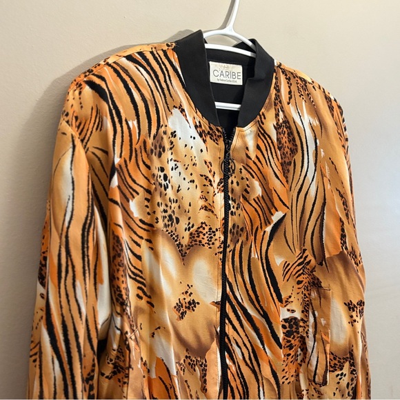 Vintage 80s CARBIE Animal Print Bomber Jacket – Size Medium Like New - Picture 3 of 9